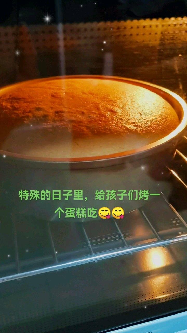 烤箱做蛋糕（戚风蛋糕的做法）