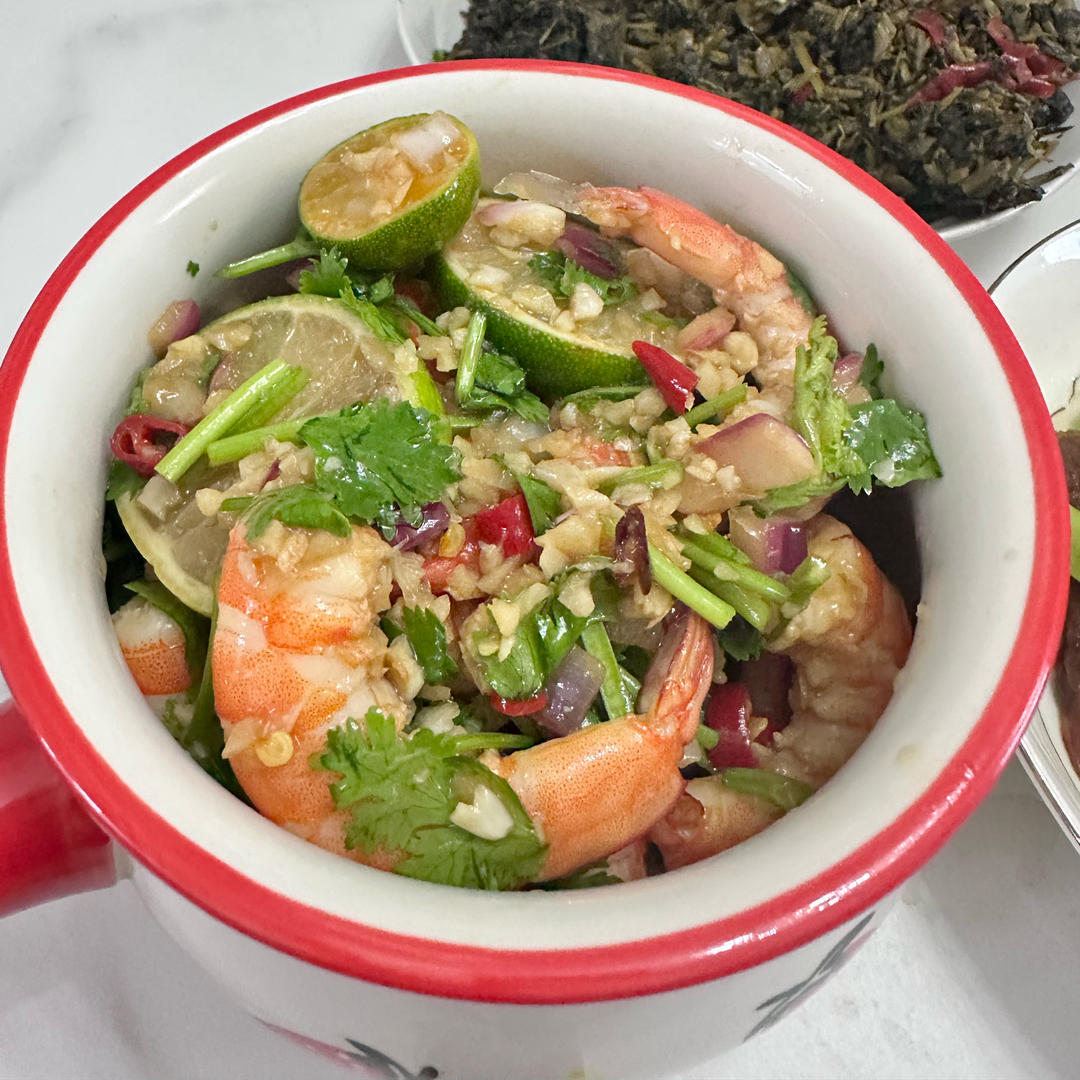 柠檬酸辣虾，冰镇下太太太好吃了！