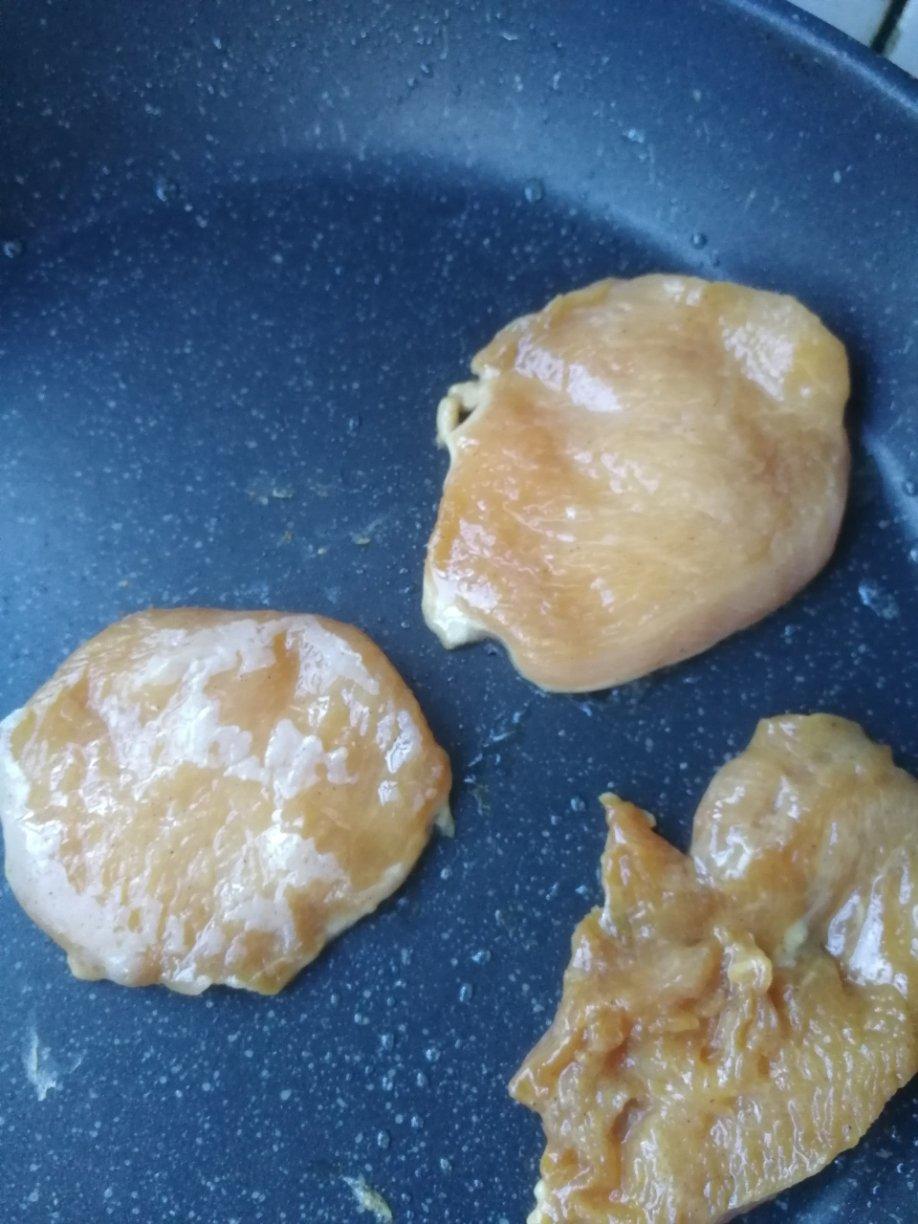 蚝油煎鸡胸肉（真的只要腌了就炒鸡嫩！（新增微波式