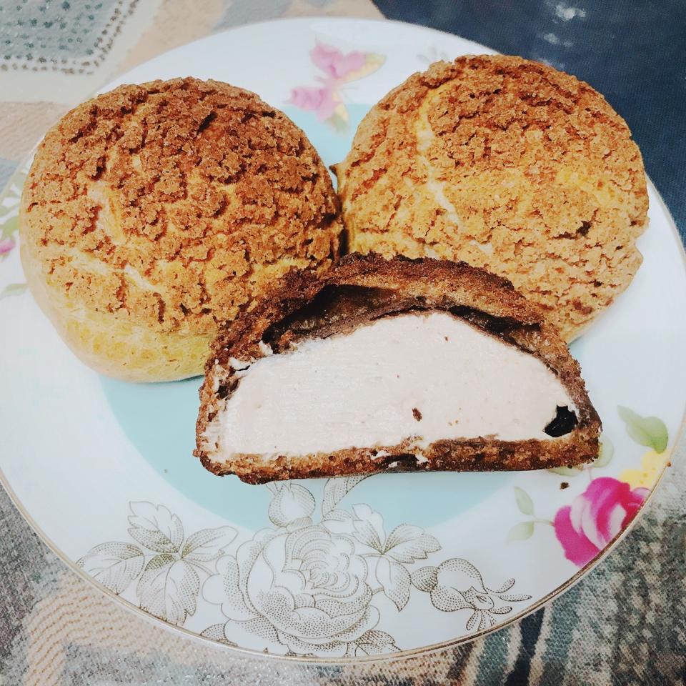 巧克力酥皮泡芙