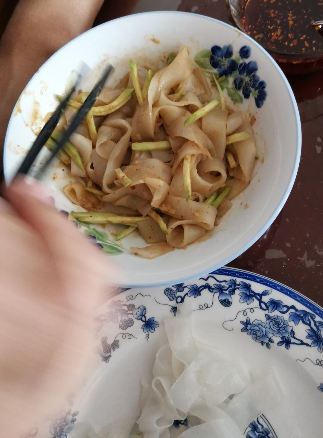 【自制凉皮】适合新手，免洗面，家庭版