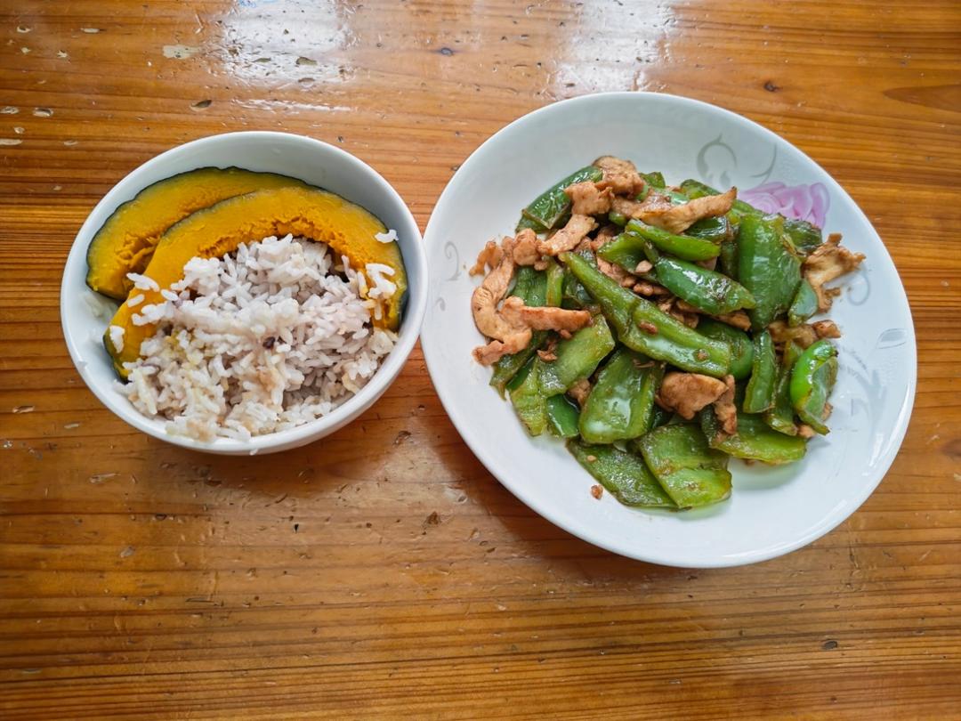 一个人的午餐