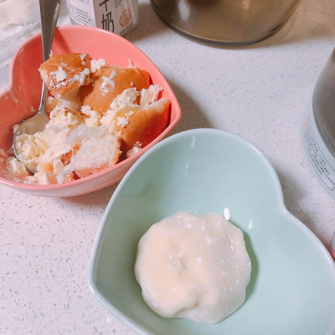 腹黑白胖子——奥利奥雪媚娘