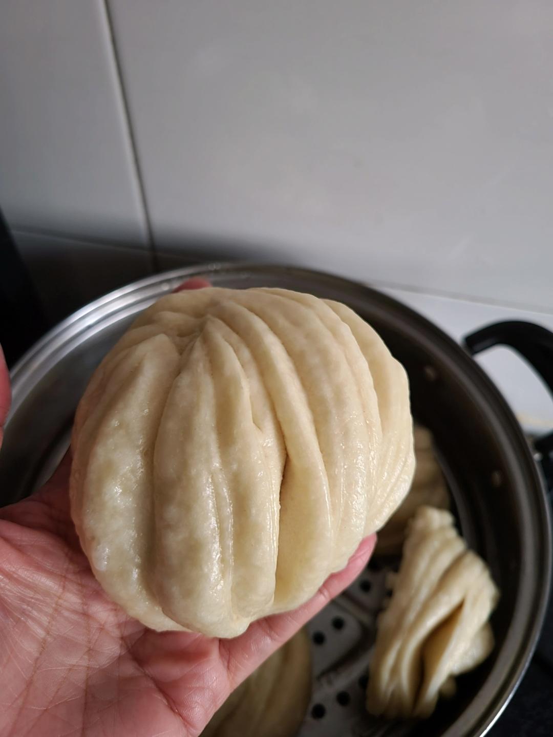 葱油花卷，一根筷子卷出漂亮的造型