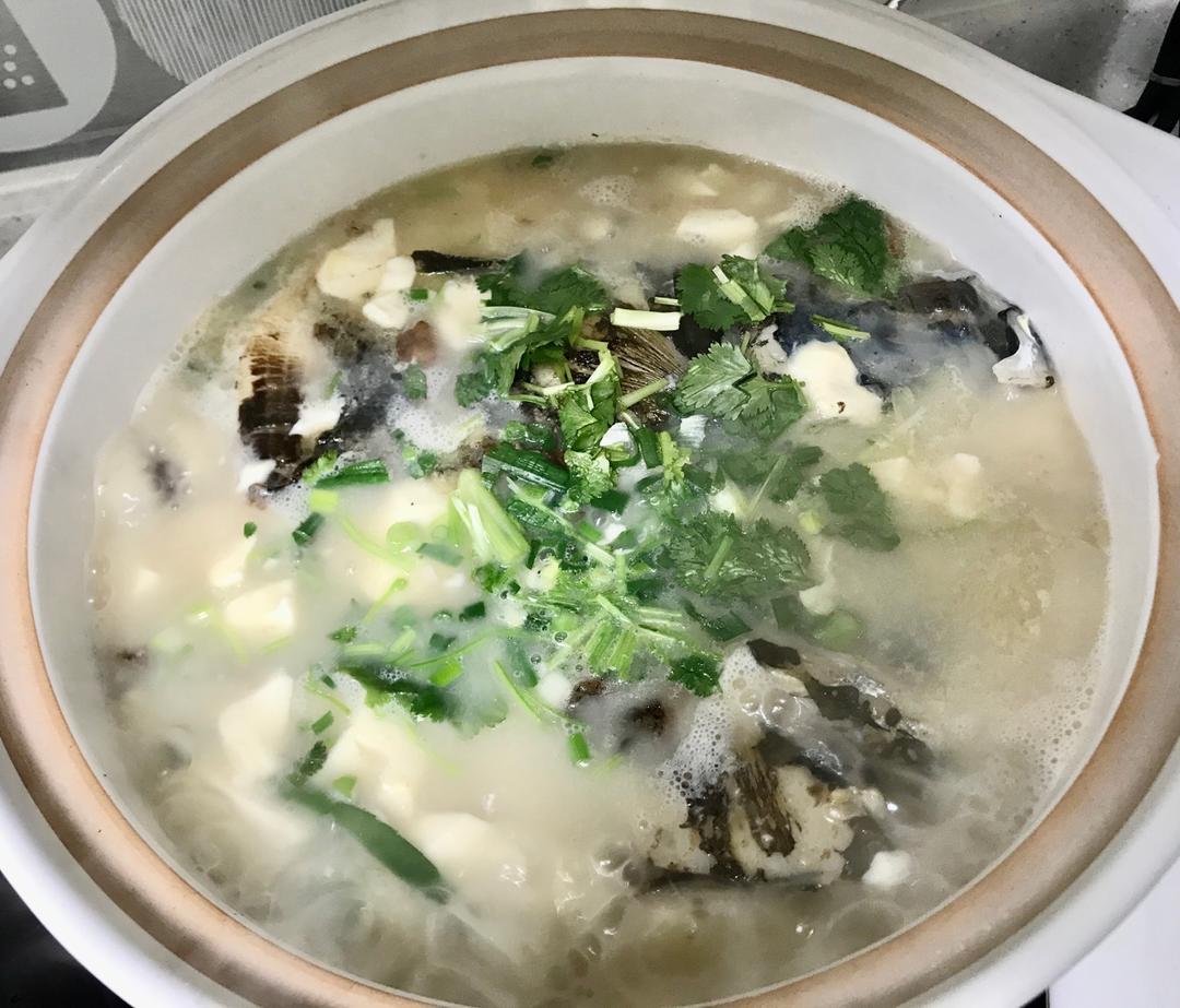 鱼头豆腐汤