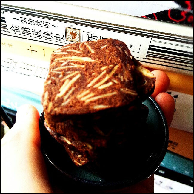 可可杏仁碎米粉黄油饼干