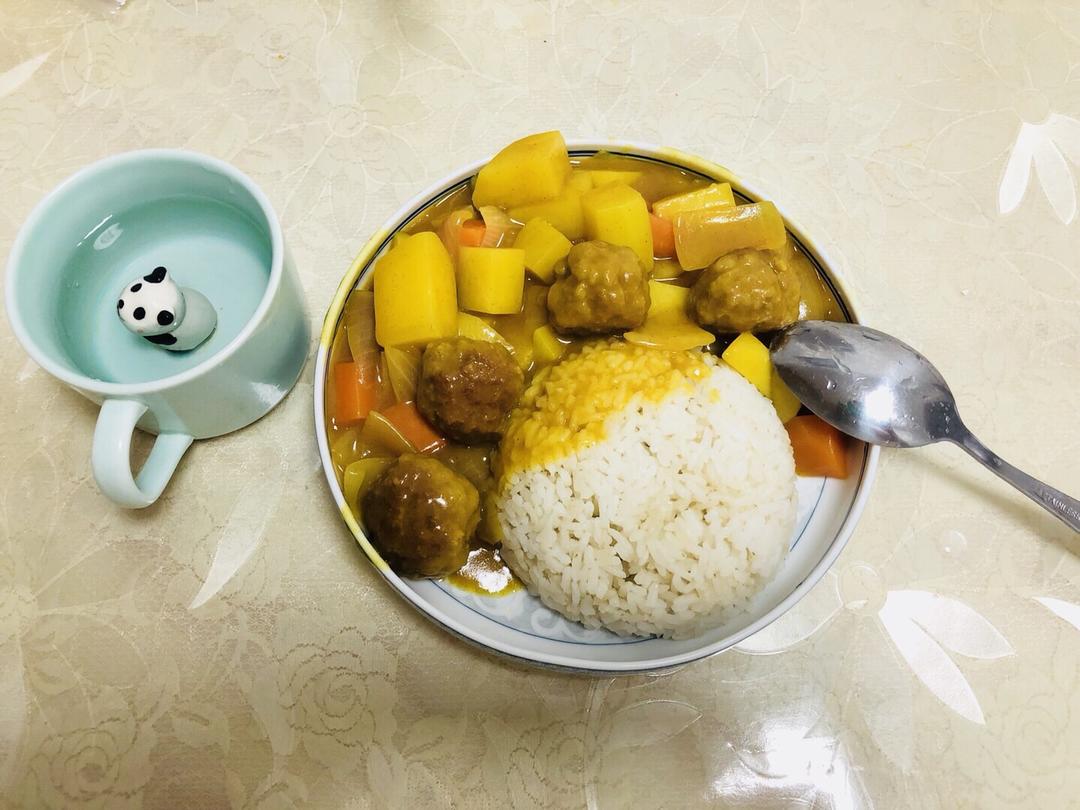 咖喱圆子饭的做法