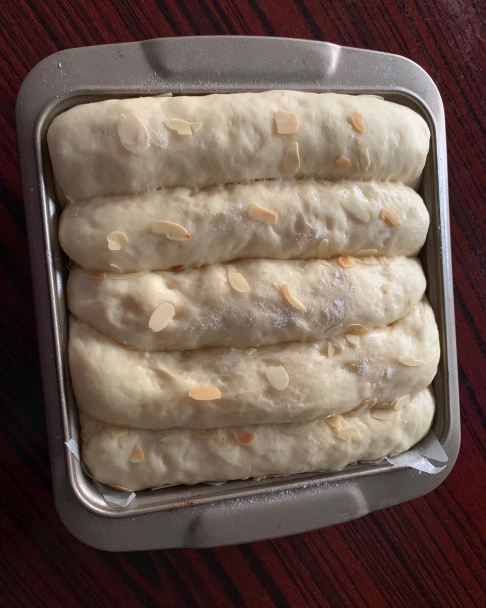 会拉丝的奶酥排包