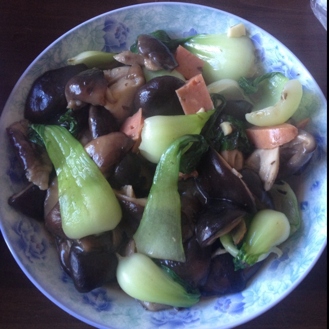 香菇肉片炒油菜