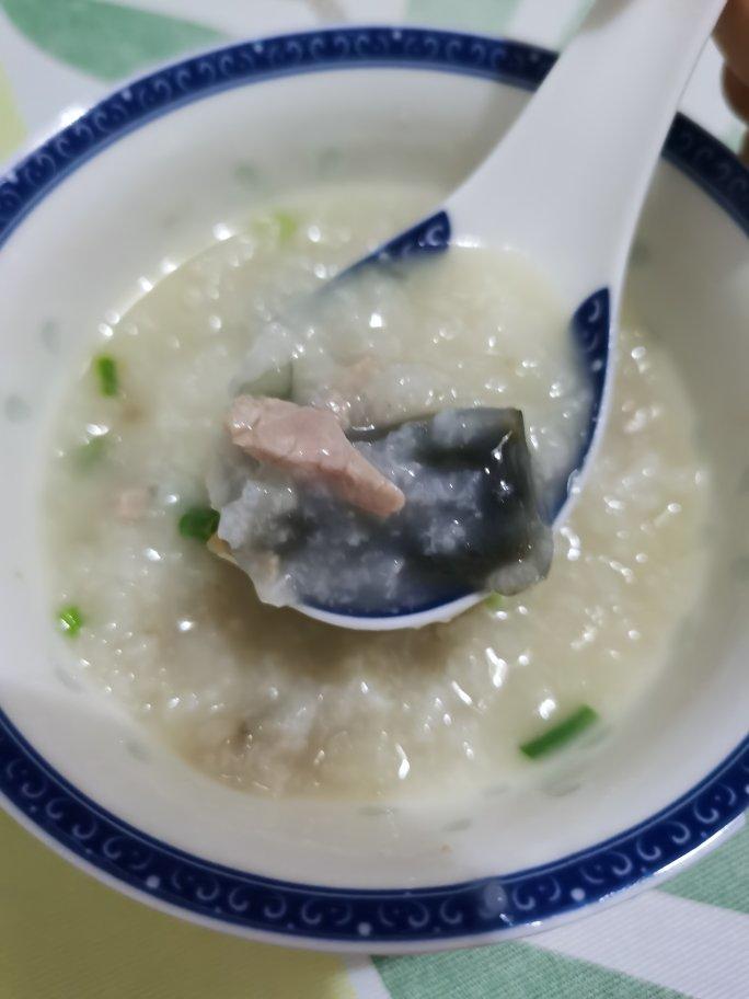 皮蛋瘦肉粥