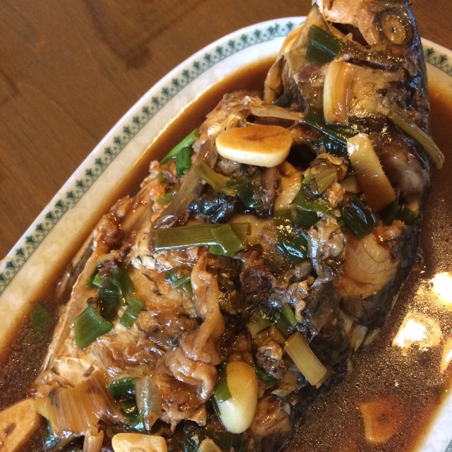 红烧鲤鱼