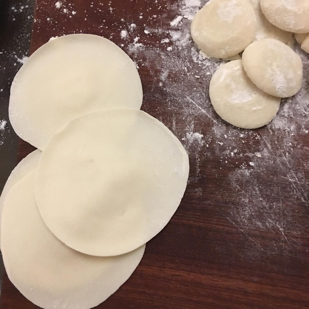手工揉面三分钟，又韧又薄又好包的饺子皮