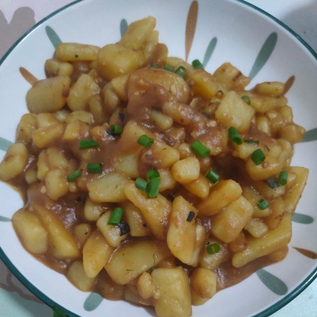 🔥巨下饭，软糯入味！比肉还好吃的红烧土豆