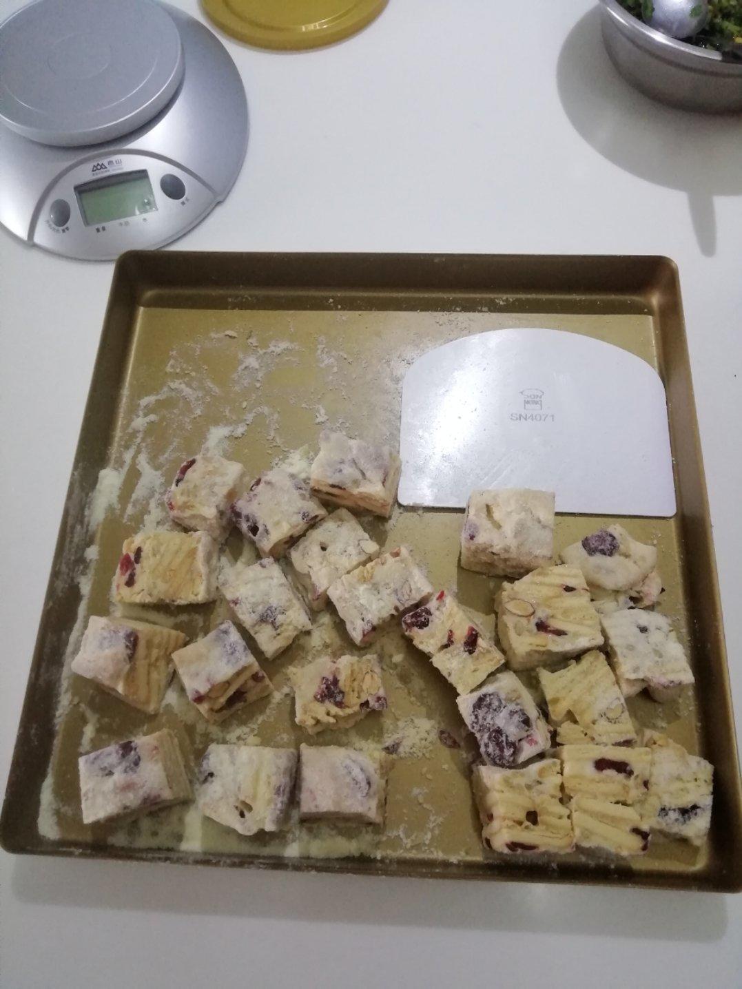 雪花酥（雪花饼，牛轧奶芙，奶酥）