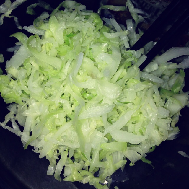 炝拌圆白菜