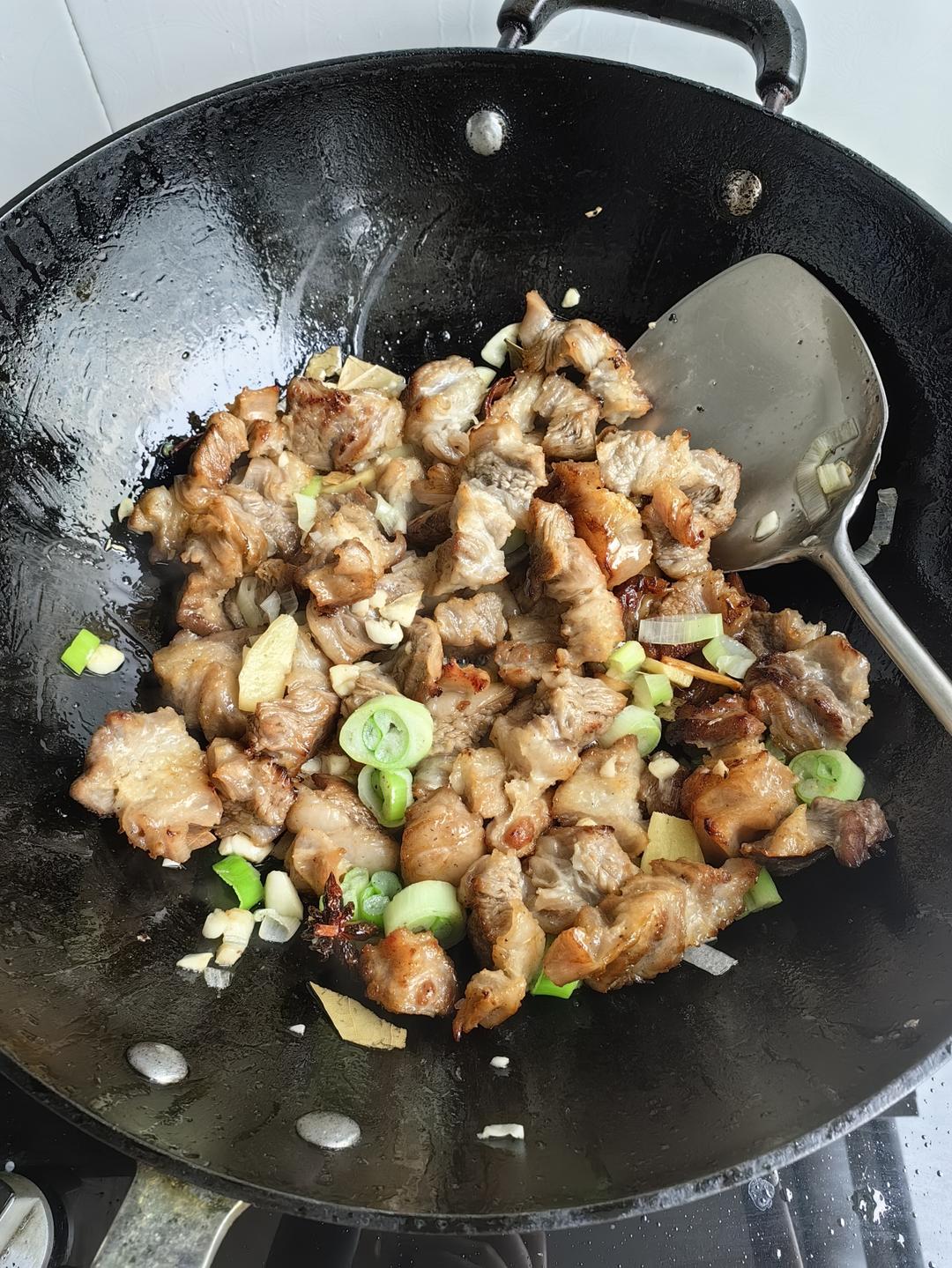 番茄土豆炖牛腩