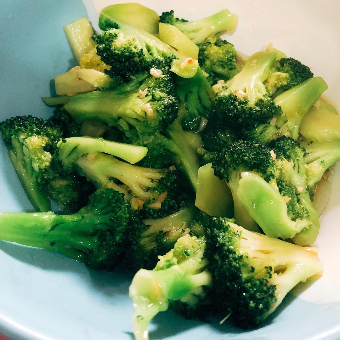 蚝油蒜蓉西兰花