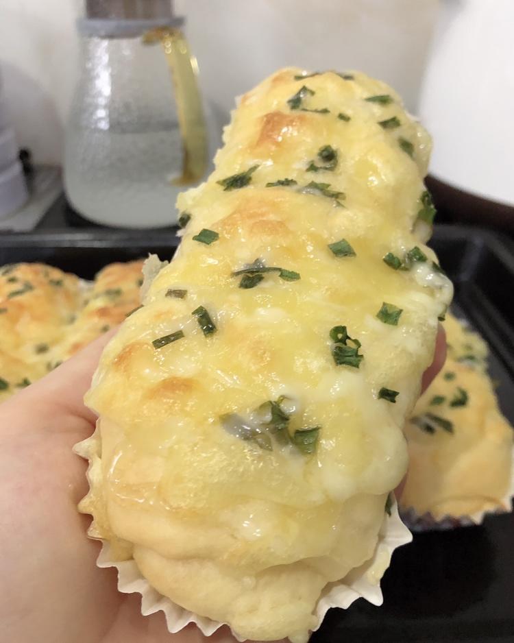 香葱芝士肉松面包
