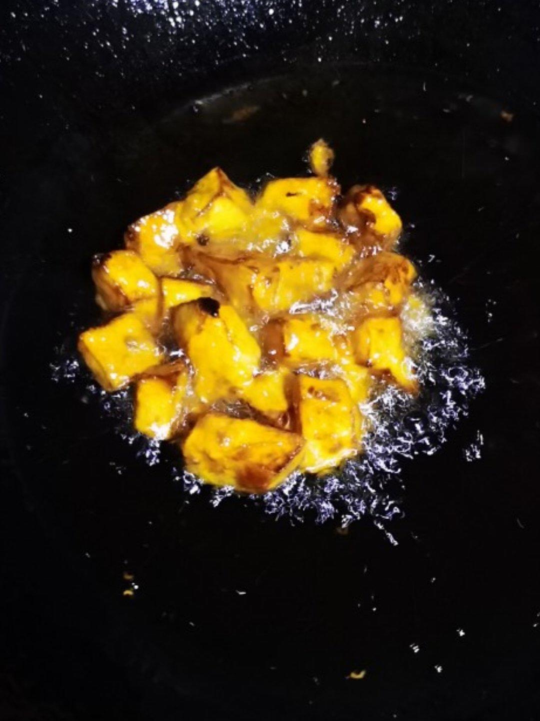 武汉传统早餐小吃-苕（红薯）面窝