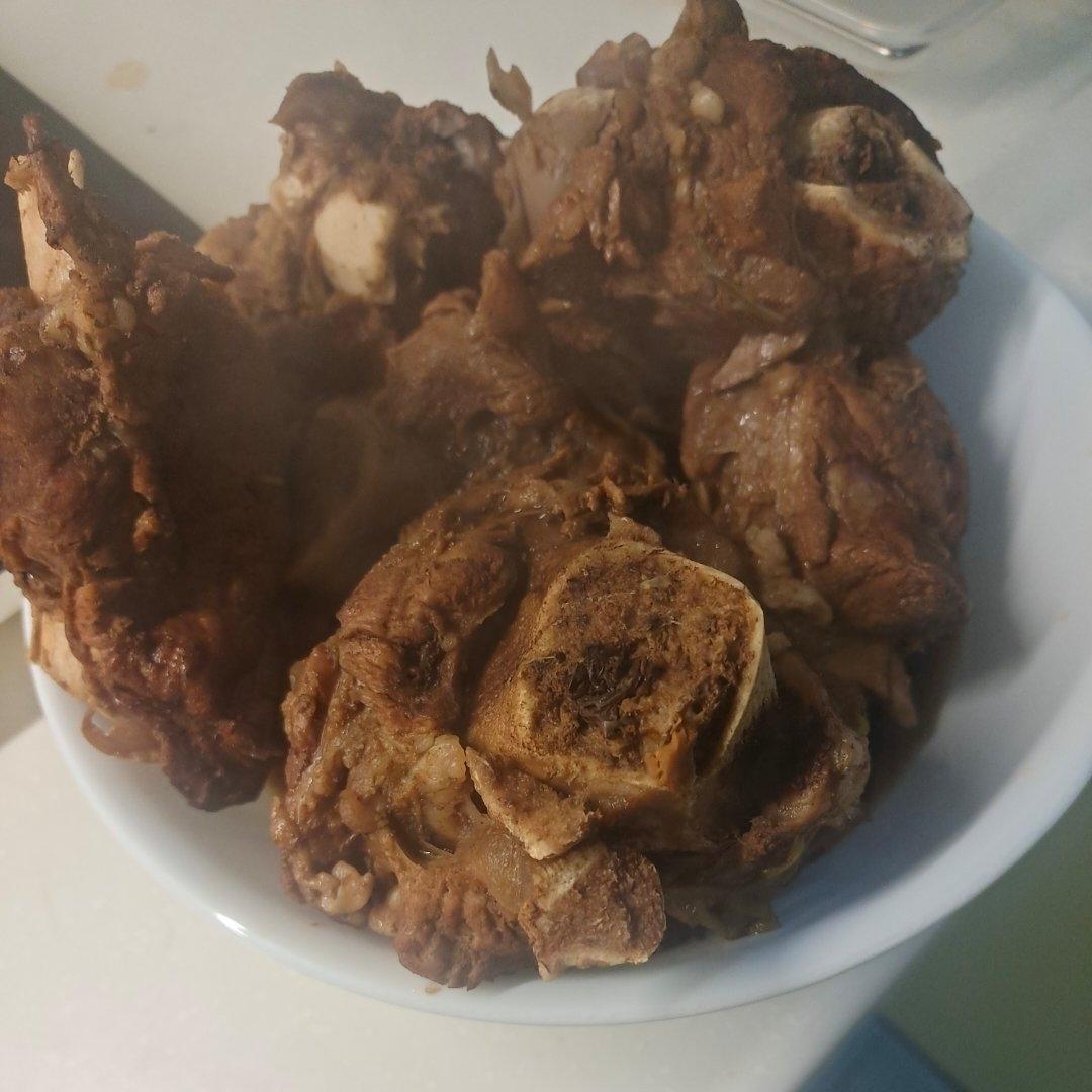 堂妈小厨——酱大棒骨