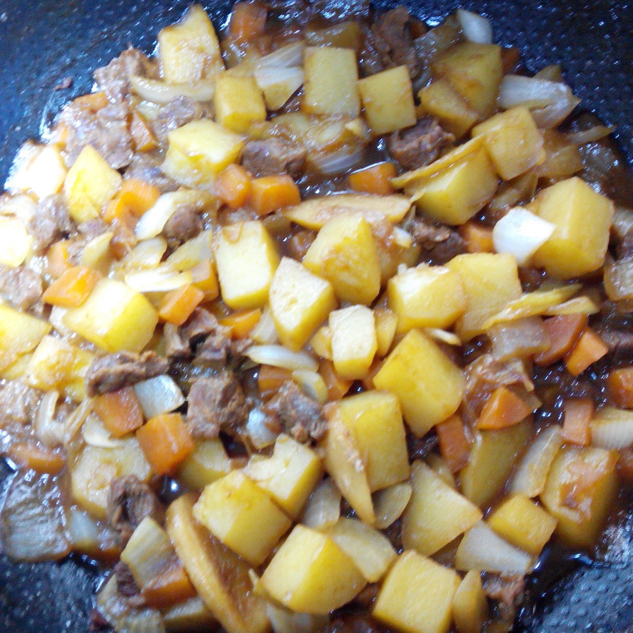 土豆炖牛肉