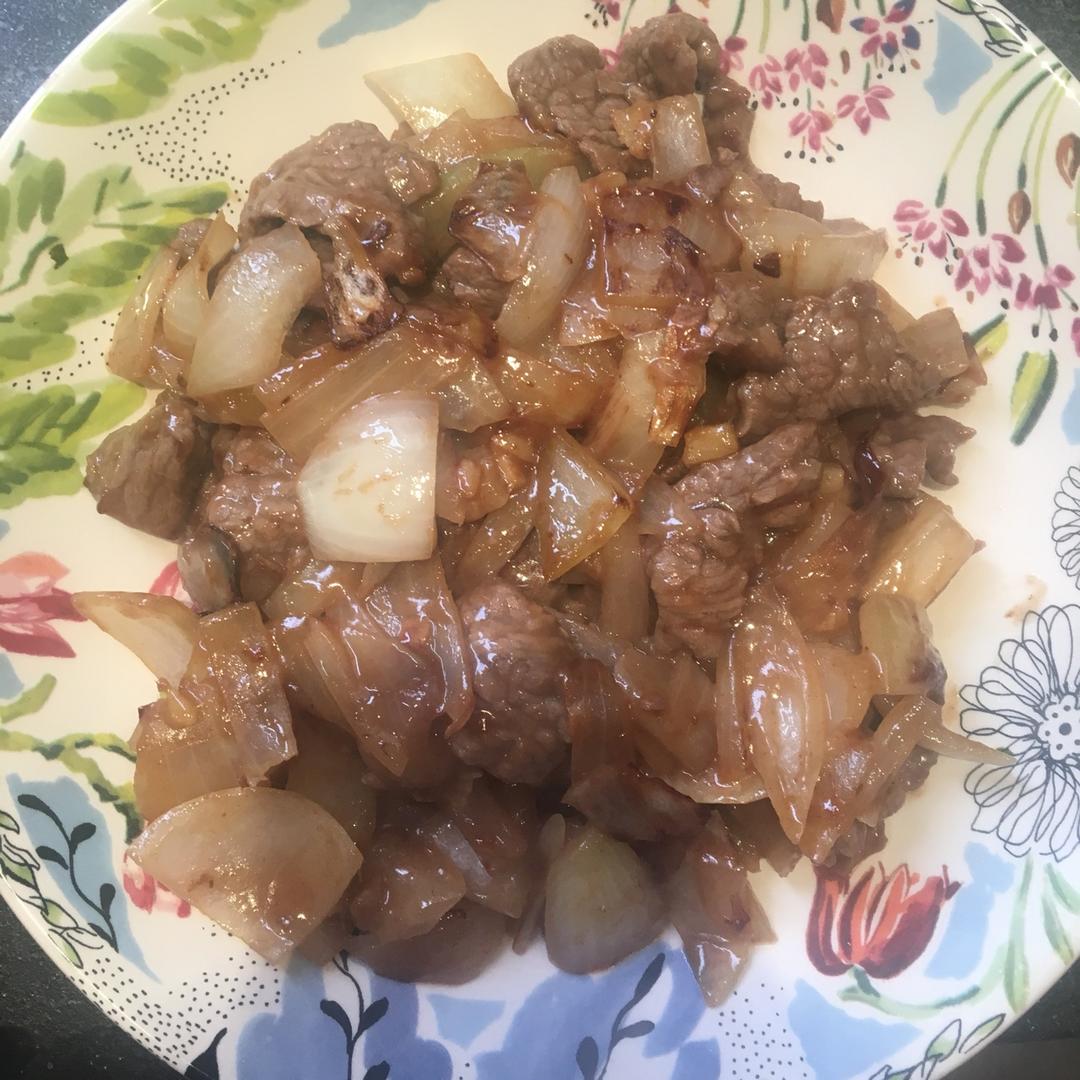 洋葱炒牛肉