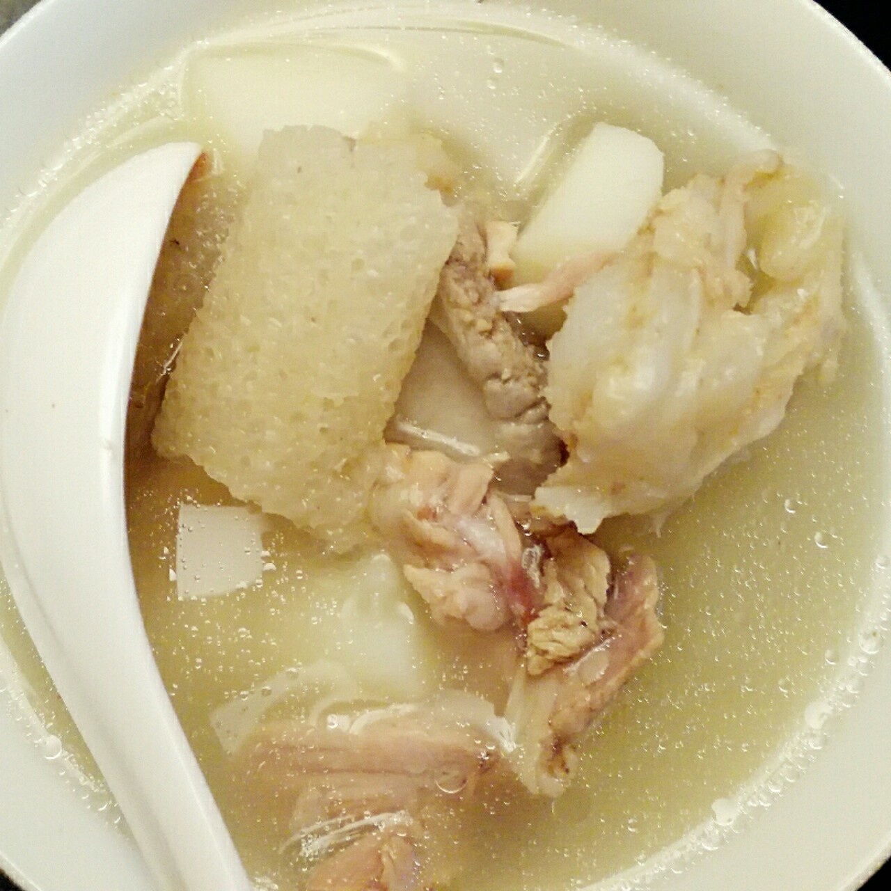 staehlin做的竹荪排骨汤