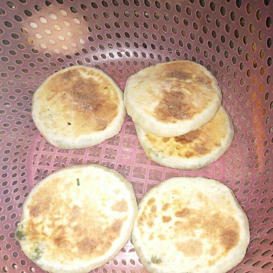 皮薄馅大～韭菜鸡蛋饼