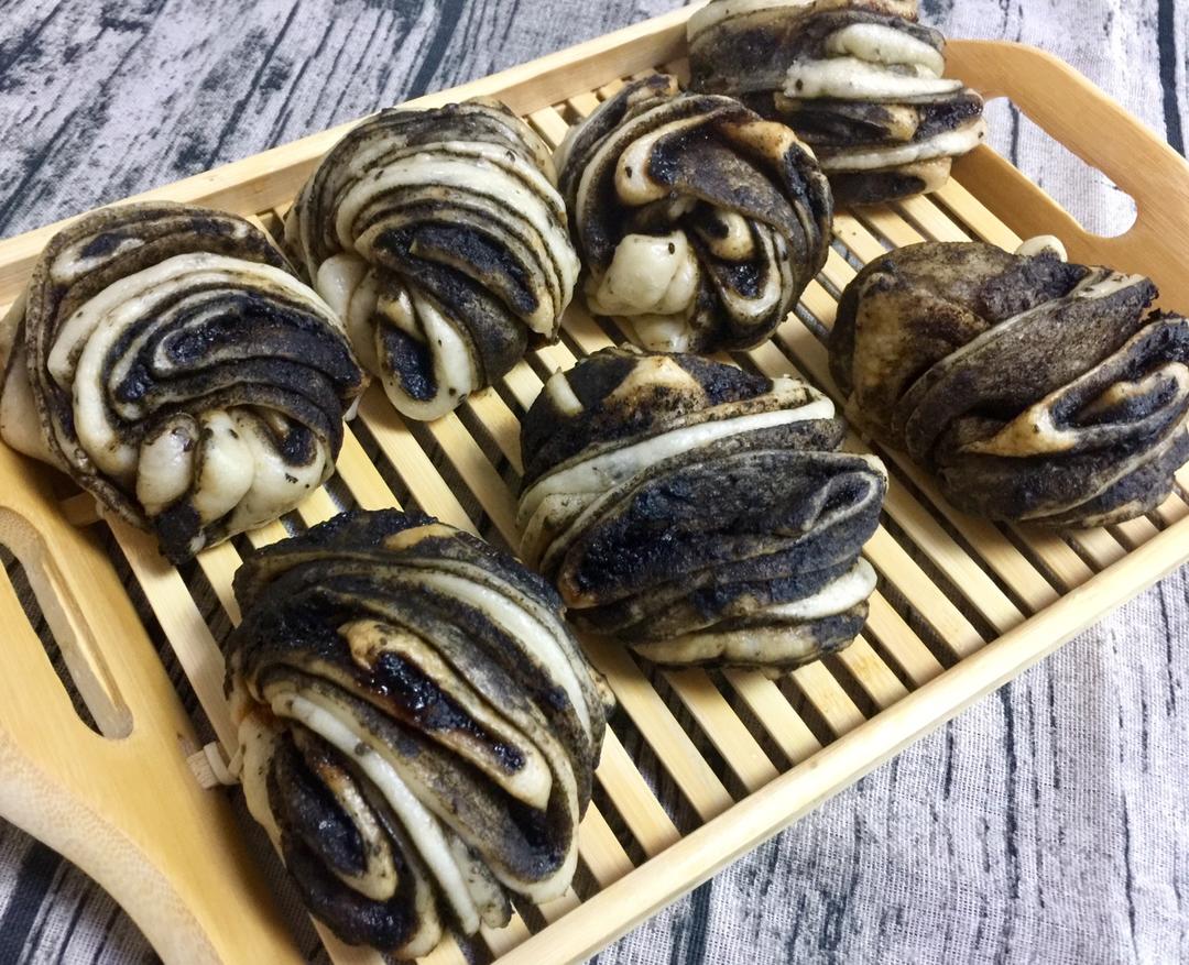 堂妈教你做麻酱黑芝麻花卷