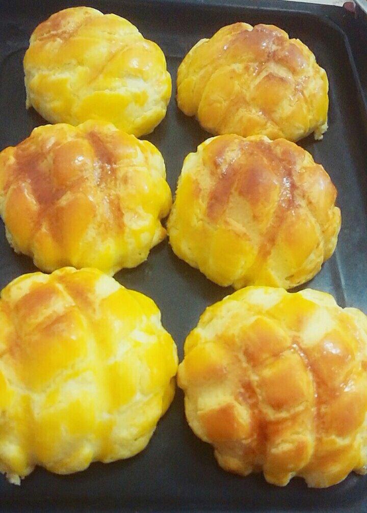 菠萝包