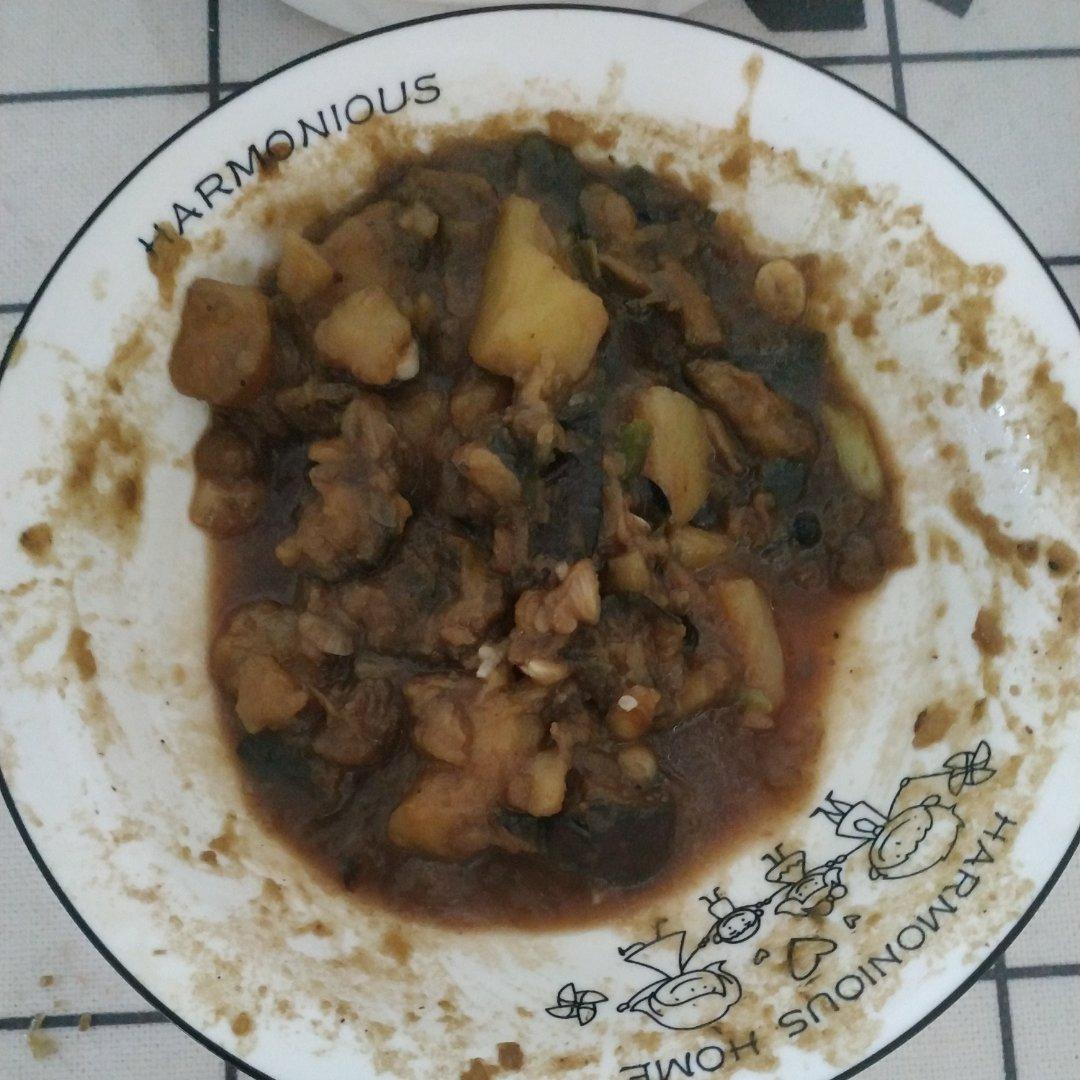 土豆炖茄子(东北菜)