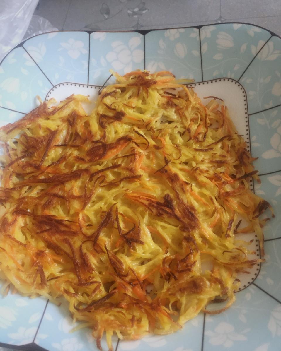 ［一人食］低油低盐胡萝卜土豆丝饼