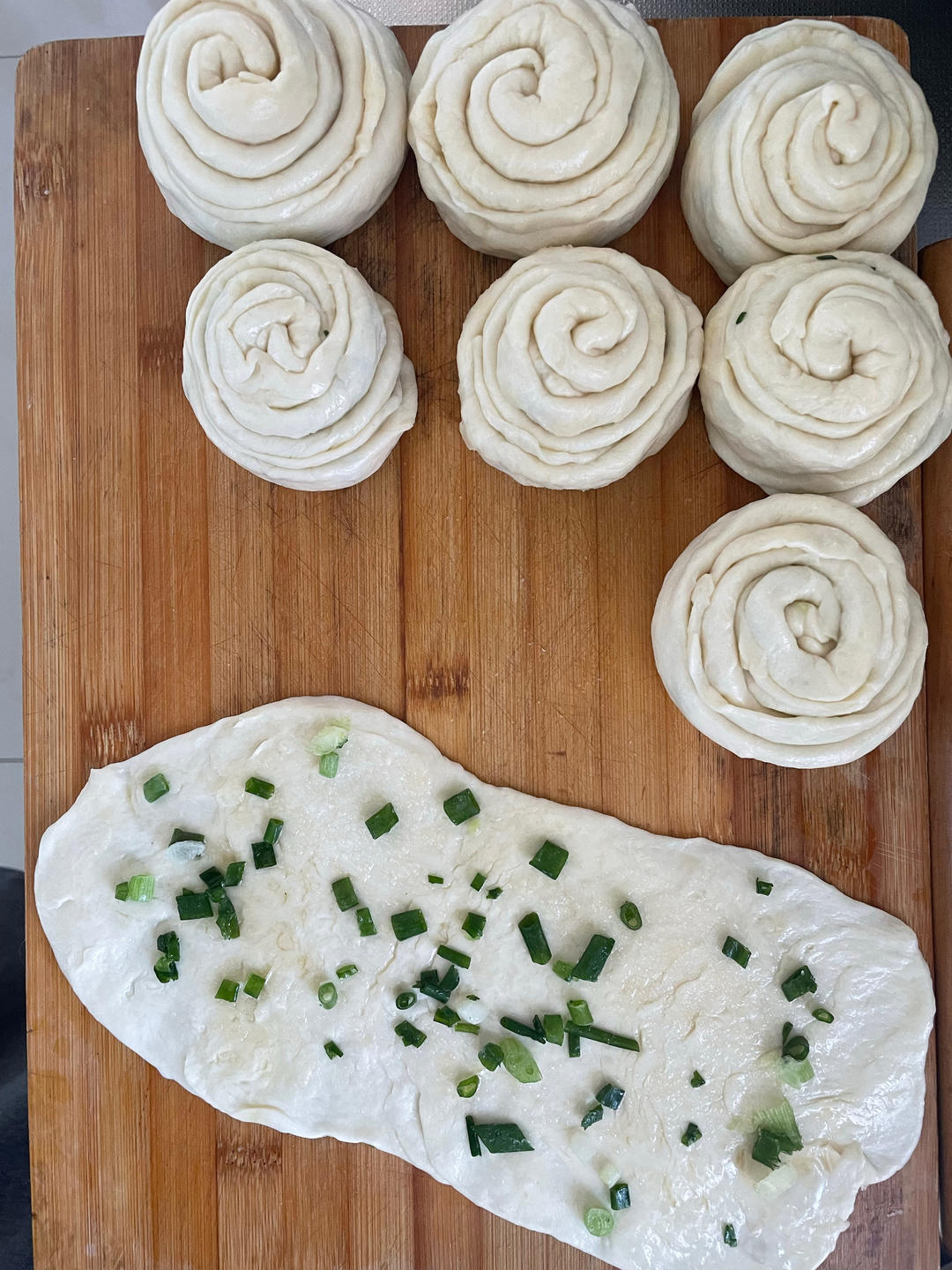 家常葱油饼 柔软多层 凉了也不硬 附细节视频详解