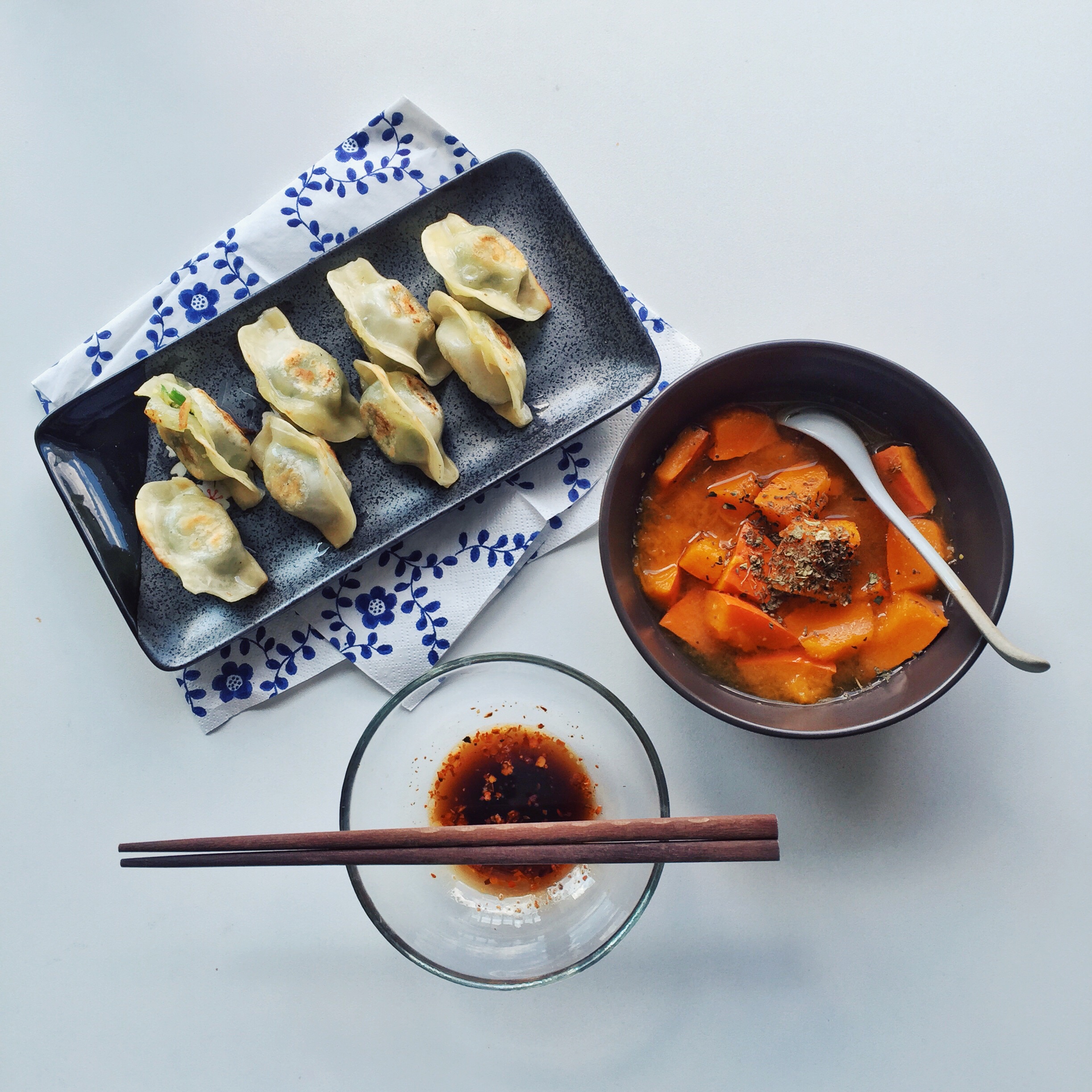 超级简单做煎饺