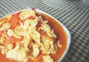 蔡妈妈炒的西红柿炒蛋的做法 步骤5