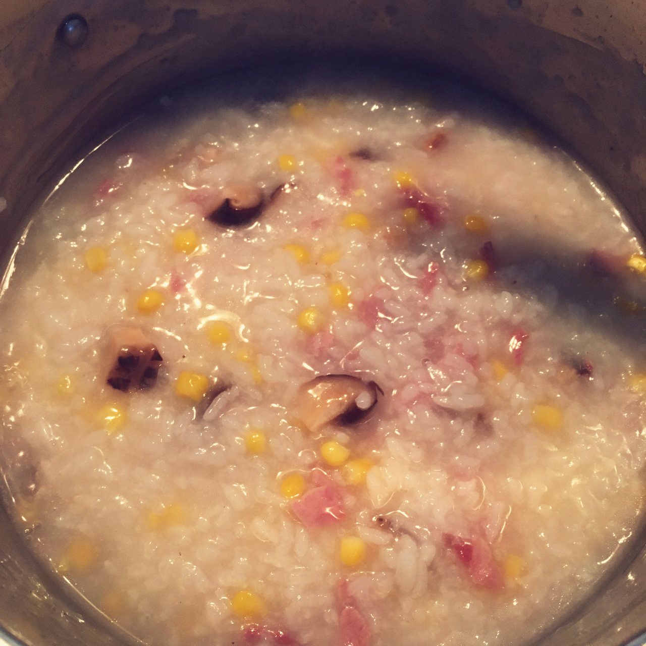 玉米胡萝卜香菇粥