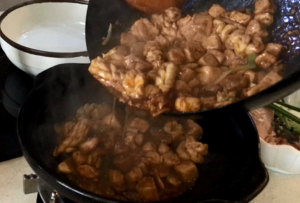 海鲜鸡粒豆腐煲的做法 步骤11