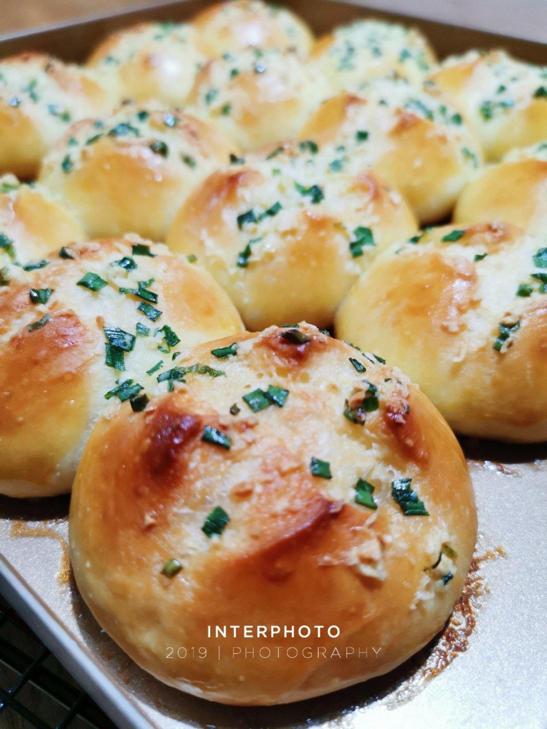 考验自制力的小餐包---黄油蒜香小餐包