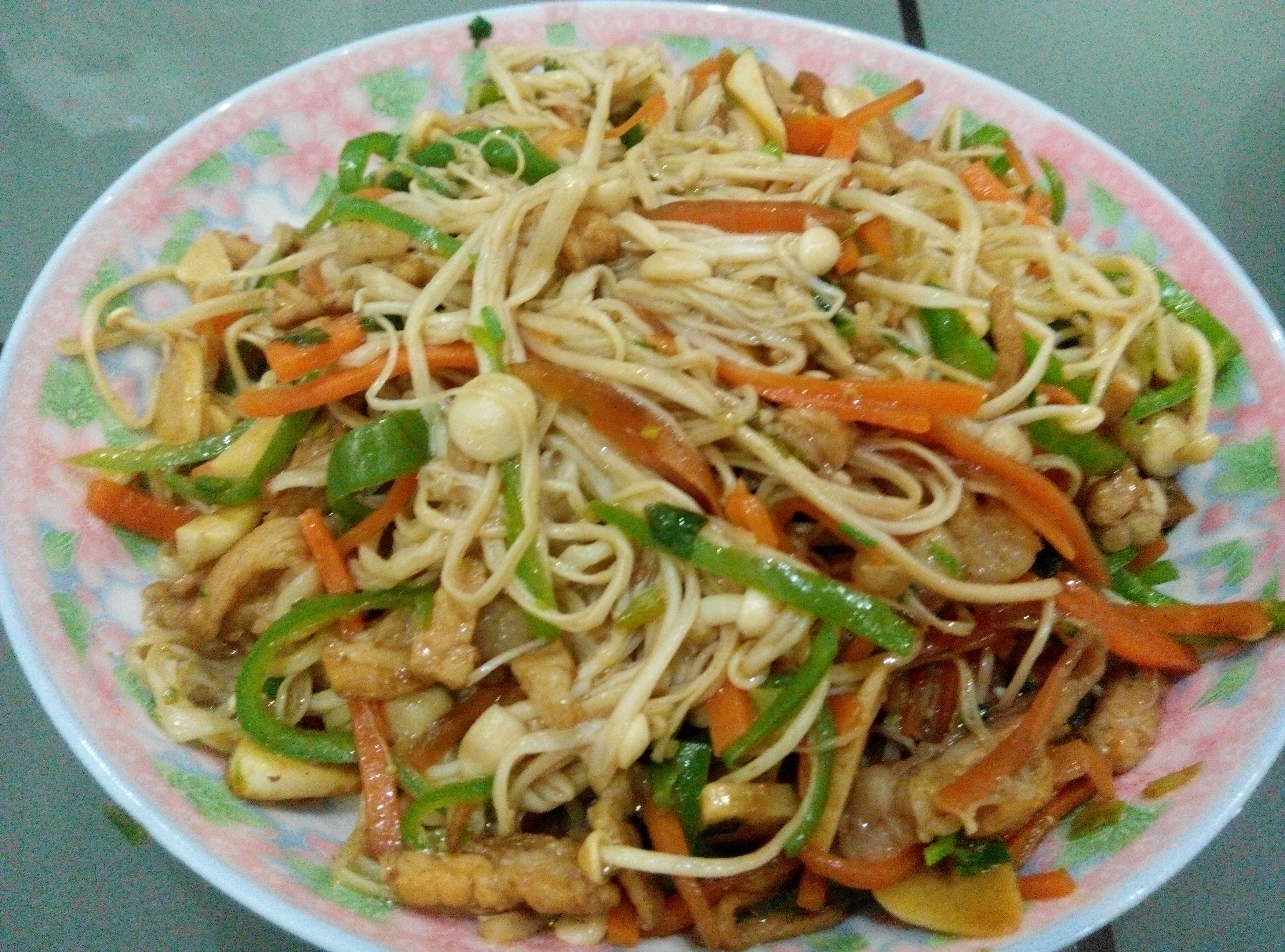 金针菇炒肉丝