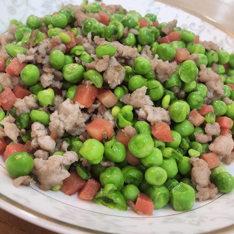 豌豆炒肉末