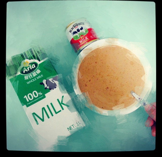 浓浓的锅煮奶茶