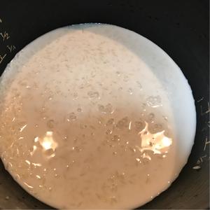 椰香芒果糯米饭的做法 步骤5