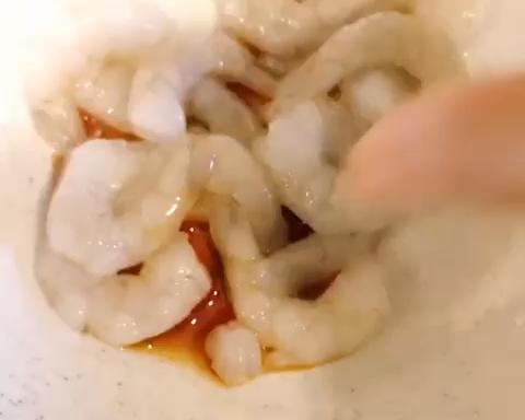 直接炒的虾仁炒蛋😄