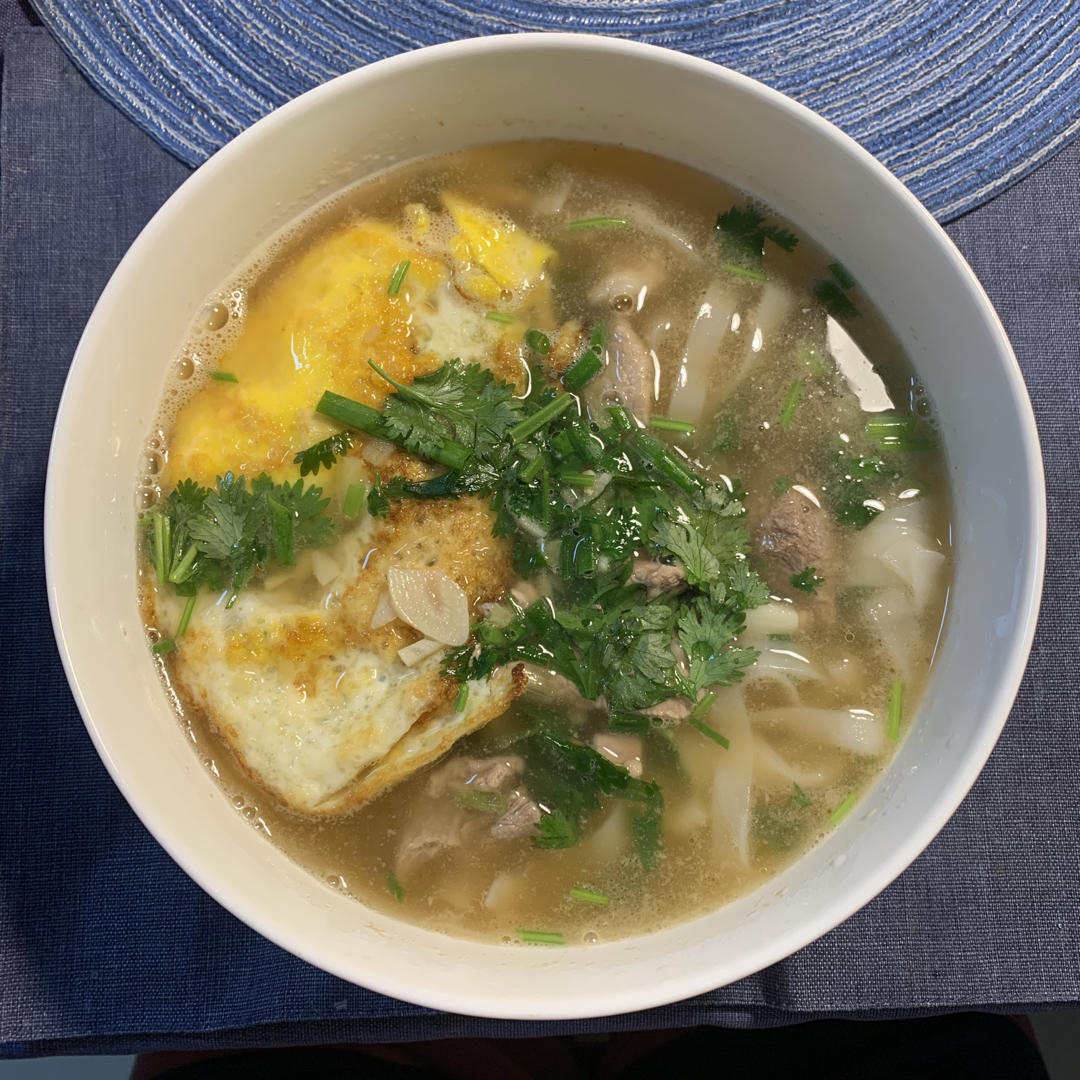广式早餐-瘦肉汤河粉