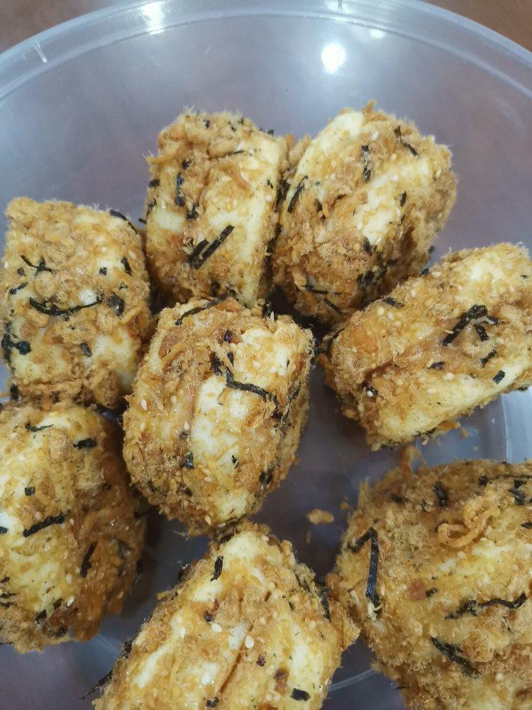 美味海苔肉松小贝