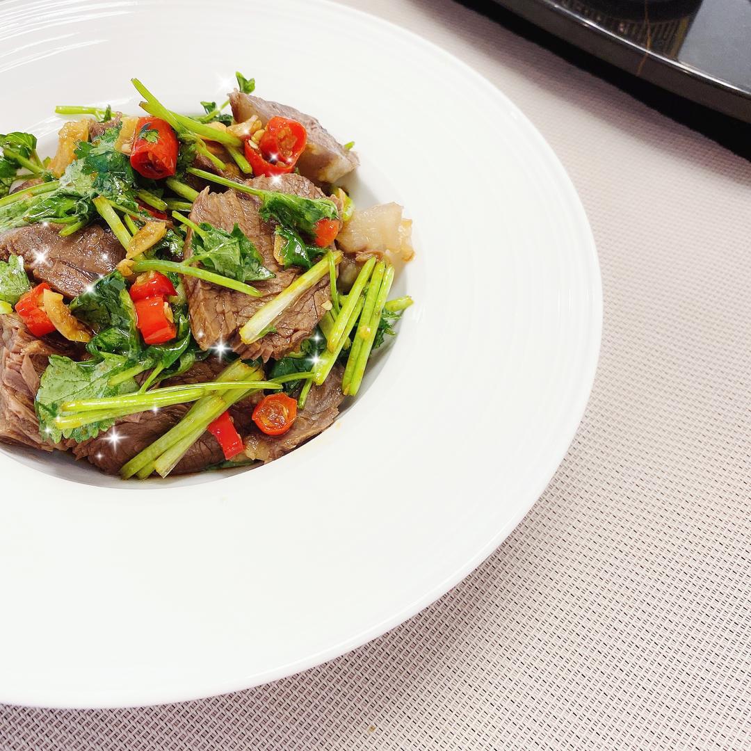 卤水凉拌牛腱肉的做法