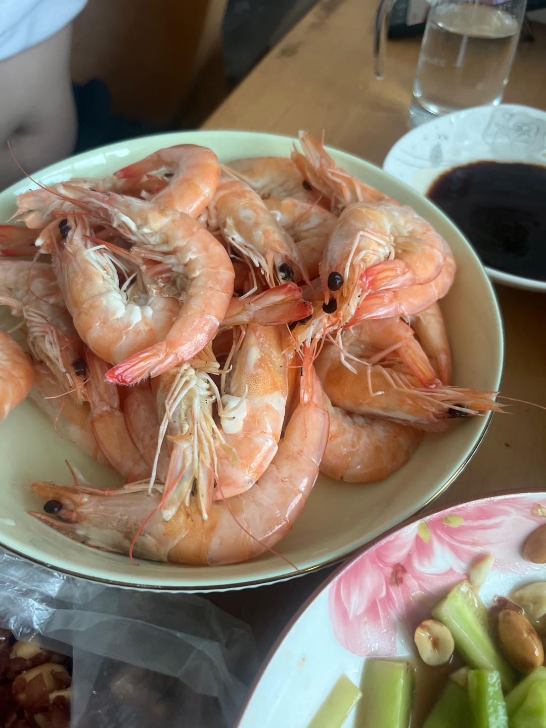 白灼虾蘸捞汁（鲜嫩可口快手菜）