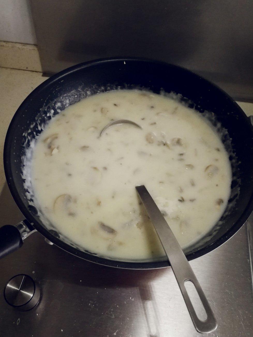 奶油鸡茸蘑菇汤（必胜客同款）