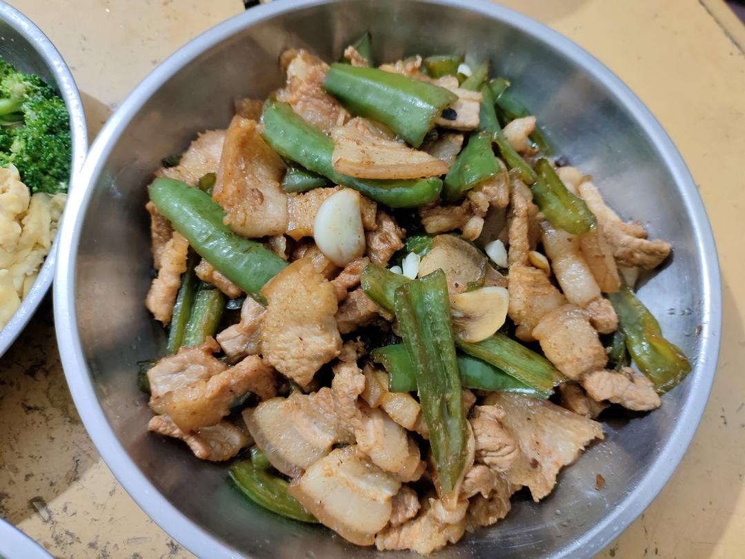 正宗辣椒炒肉