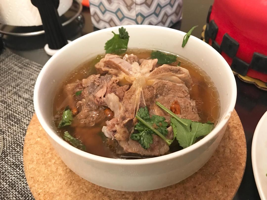 羊肉炖白萝卜